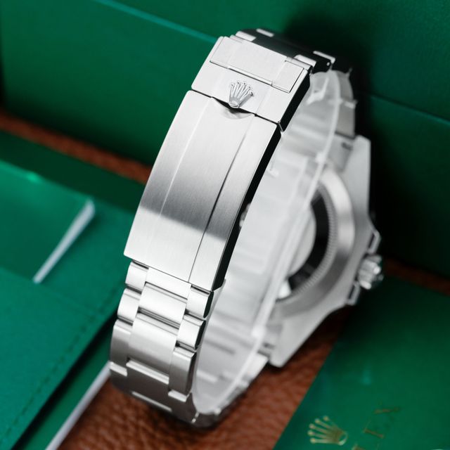 Rolex Submariner 126610 LN Image 3